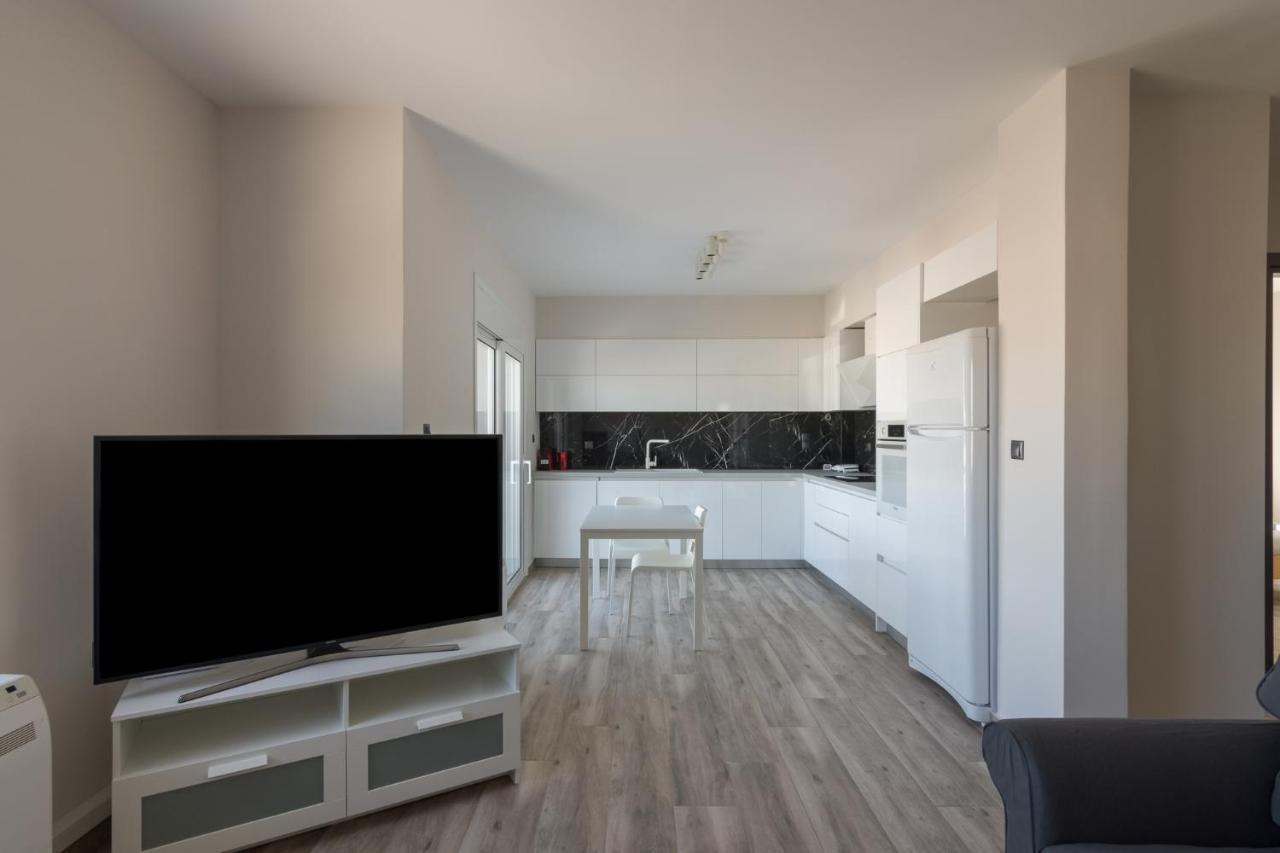 Acropolis View Apartment For 4 People Athens Ngoại thất bức ảnh